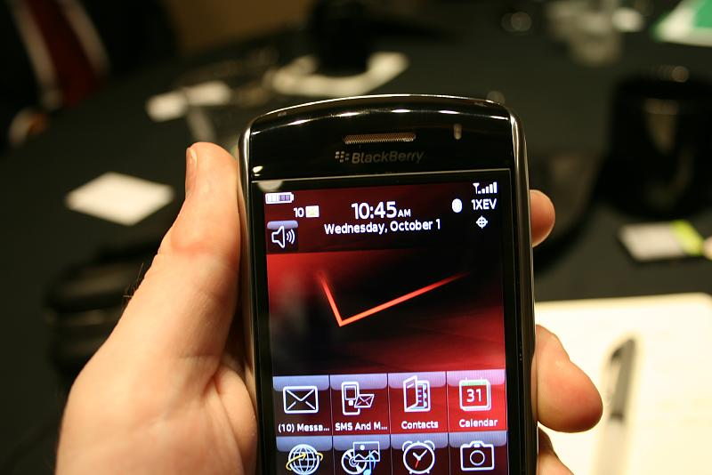 Illustration for article titled BlackBerry Storm First Hands On
